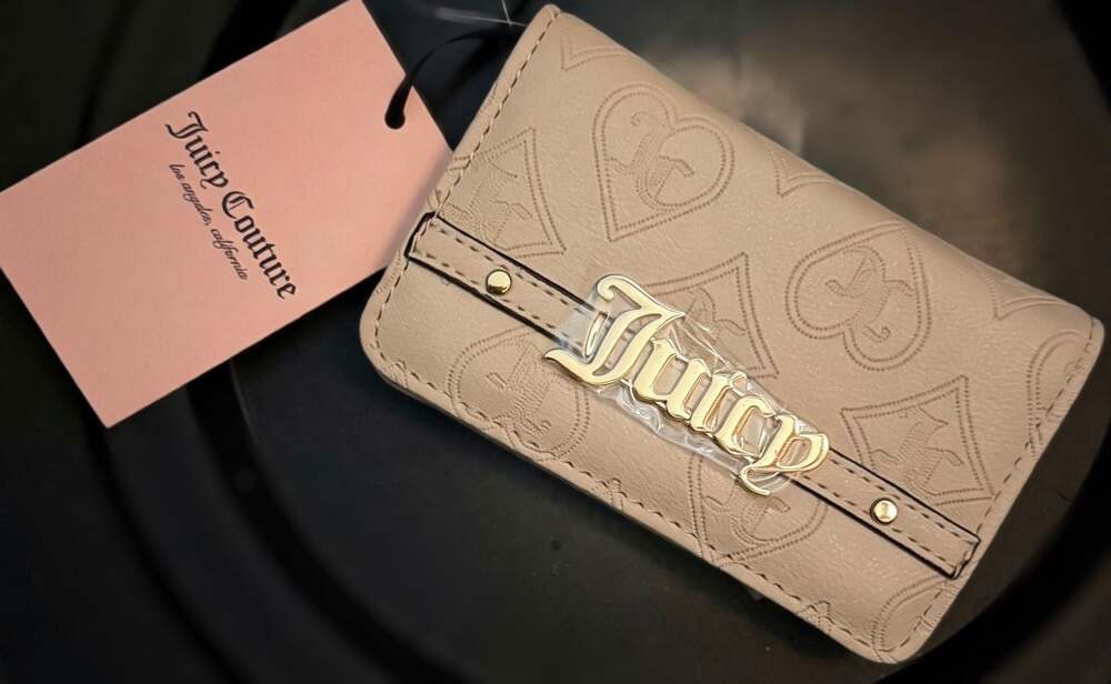 Juicy Couture My Heart Belongs to Juicy Trifold Wallet